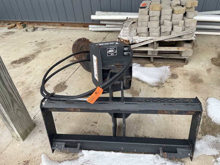 #7575-•-16"-lowe-skid-steer-mount-post-hole-digger-image-2