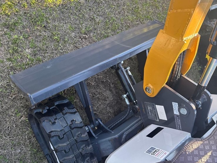 new/unused-findustry-xz20r-mini-excavator-image-5