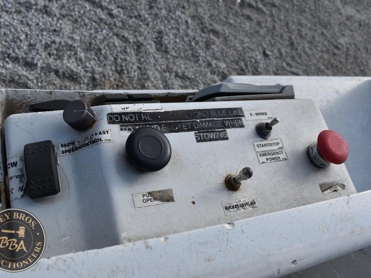 2008-gmc-topkick-c5500-image-24