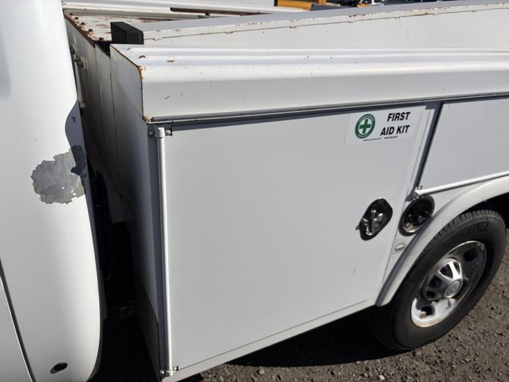 2011-chevrolet-2500-image-20