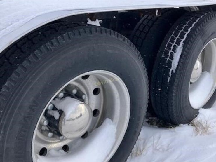 1983-marmon-110p-cab-over-engine-semi-truck-image-6