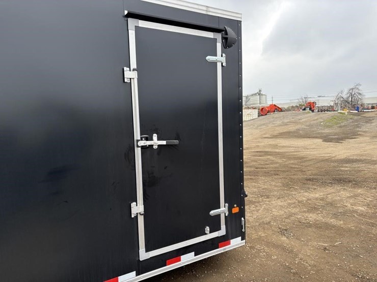 2026-southland-larct52-822v-86-enclosed-trailer-image-15