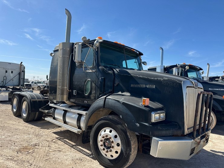 2007-western-star-4900-image-3