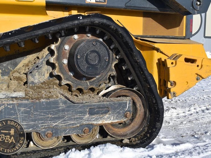 2023-deere-333g-image-29