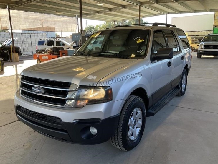 2015-ford-expedition-image-4