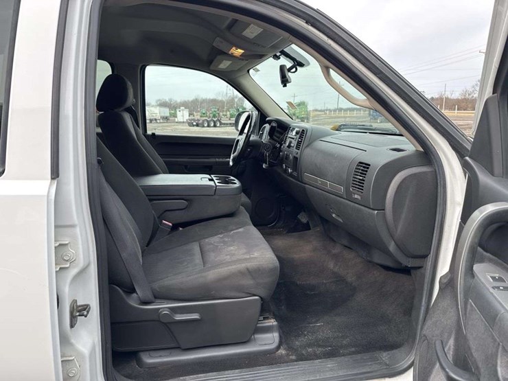 2011-gmc-sierra-1500-image-20