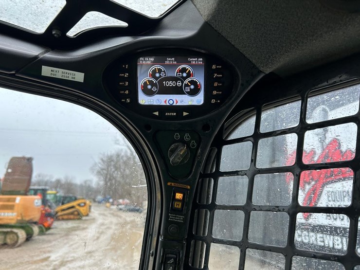 bobcat-t770-image-27