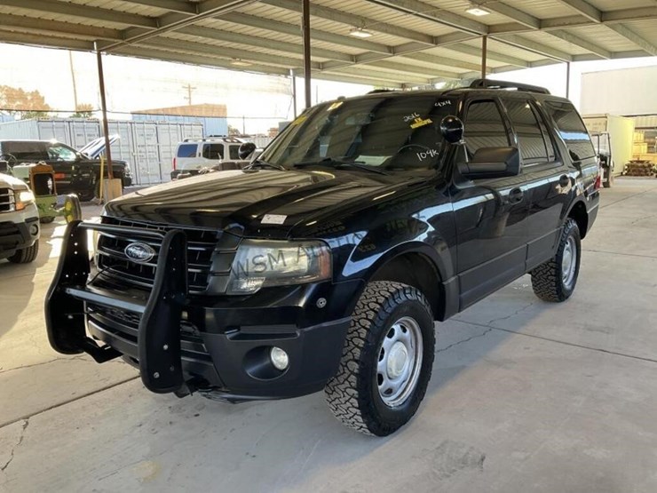 2016-ford-expedition-image-4