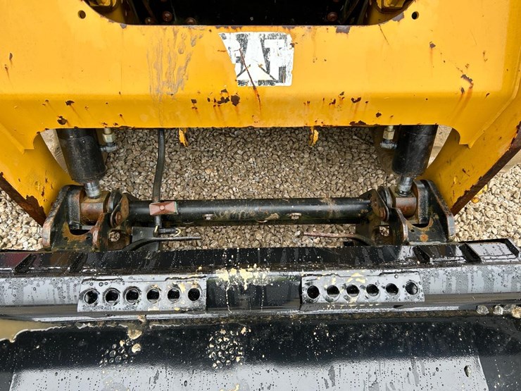 caterpillar-259d-image-10