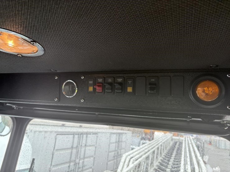 2003-pierce-arrow-image-9