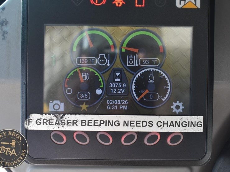 2020-caterpillar-259d3-image-53