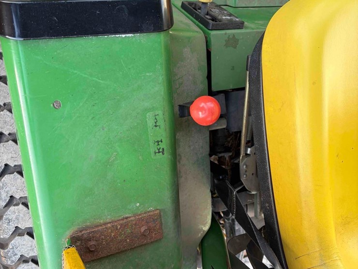 john-deere-855-image-14