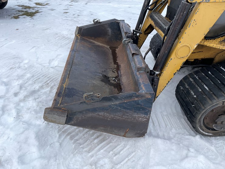 #7565-•-72"-bucket-image-5