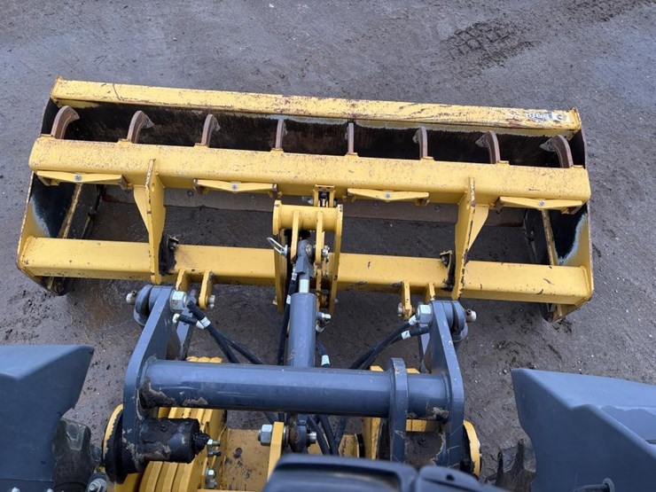 deere-210lep-image-37