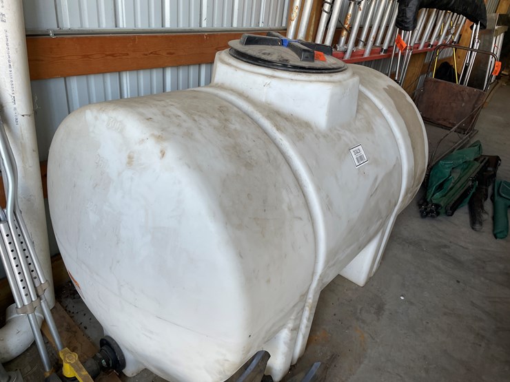 #7596-•-325-gallon-horizontal-leg-tank-image-1