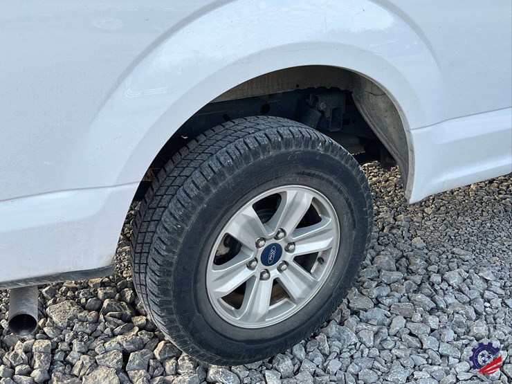 2020-ford-f150-xl-image-9