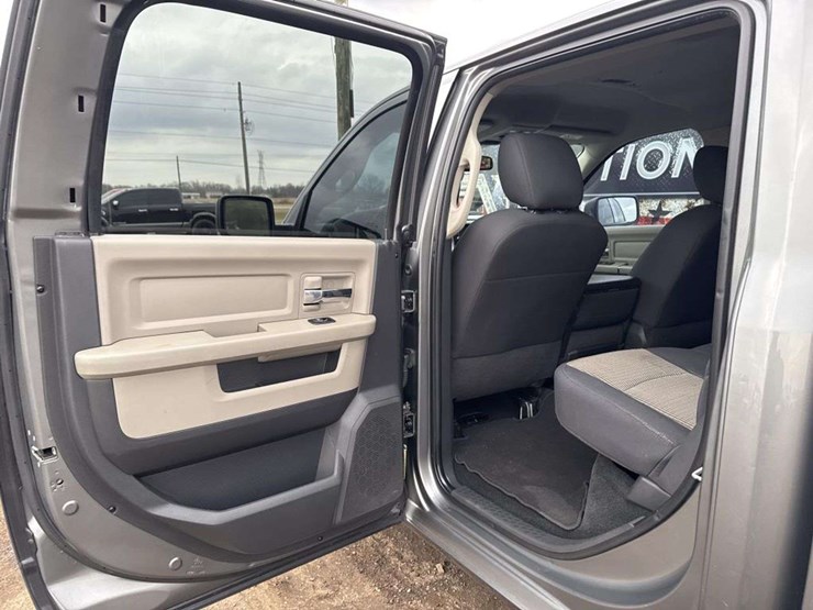 2011-dodge-ram-1500-image-14