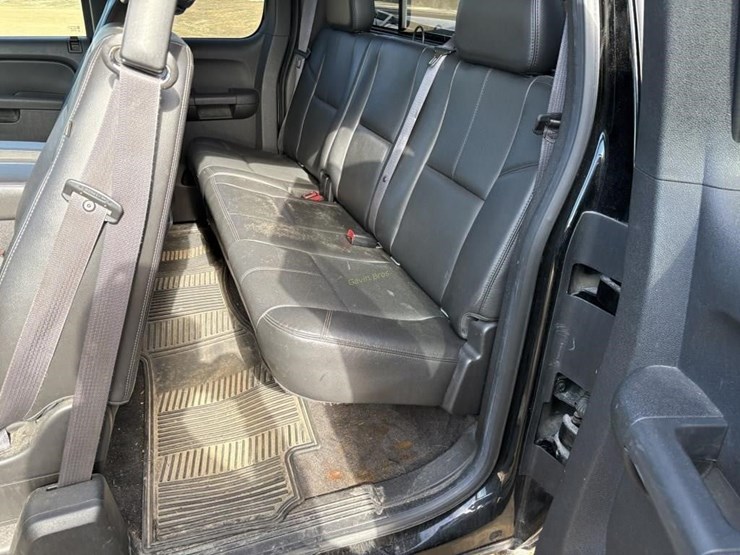 2012-gmc-sierra-2500-image-11