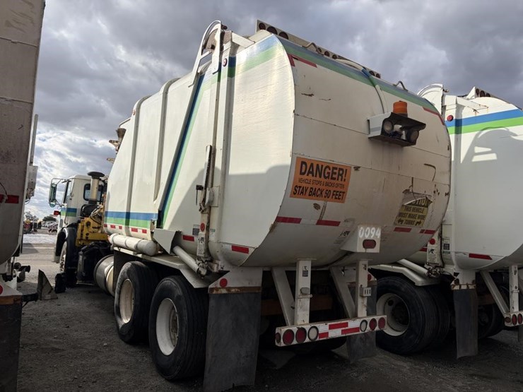 2008-autocar-wxr64-image-4