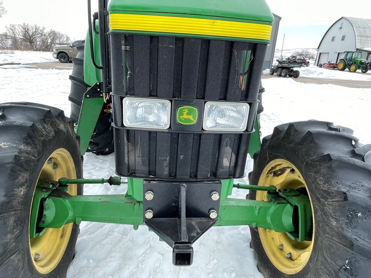 2007-john-deere-6403-image-13