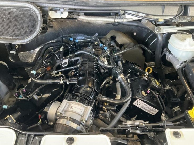 2015-ford-transit-image-13