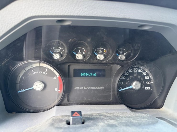 2012-ford-f550-image-14