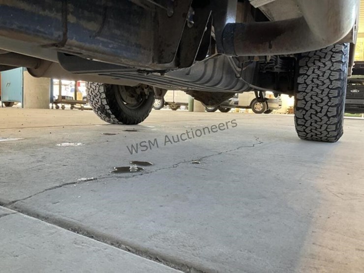 2015-chevrolet-silverado-2500hd-image-27