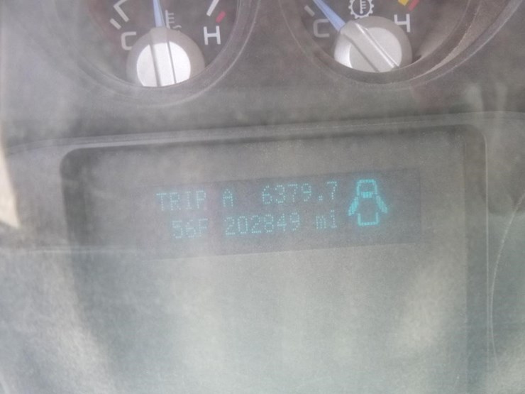 2011-ford-f250-image-25