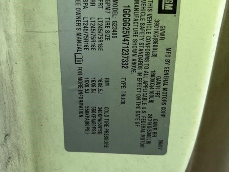 2007-chevrolet-express-2500-image-19