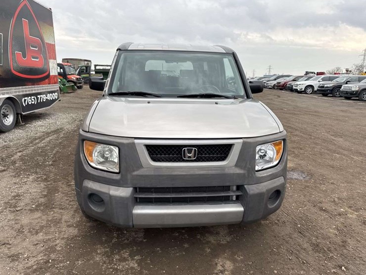 2004-honda-element-image-7