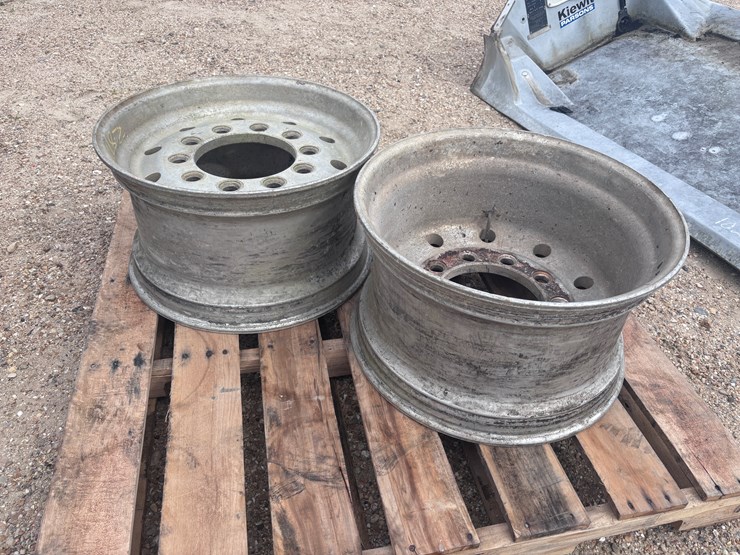 #1649-•-set-of-2-semi-truck-rims-image-1
