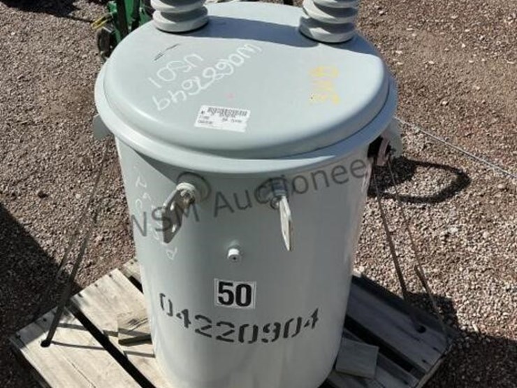 ermco-pole-mount-transformer-image-4