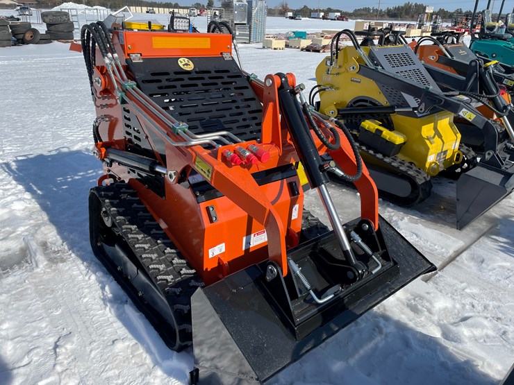 #5335-•-ats-mini-skid-steer-loader-t460-image-1