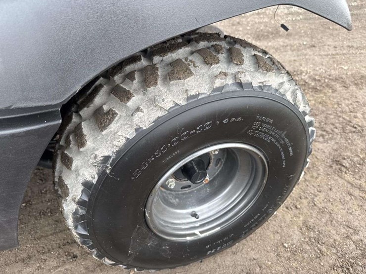 2017-kawasaki-mule-610-image-12