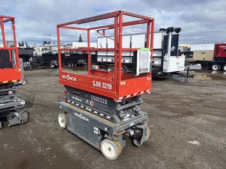 skyjack-sjiii3219-image-2