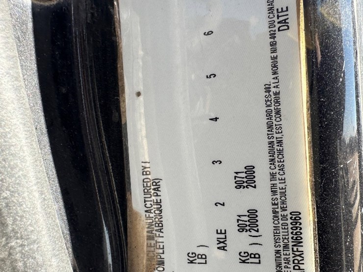 2015-international-prostar-image-11