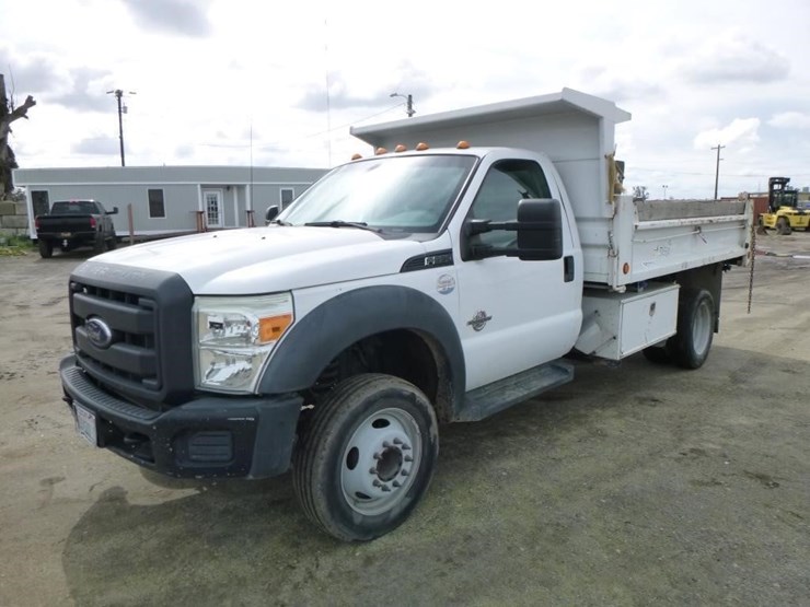 2013-ford-f550-image-1