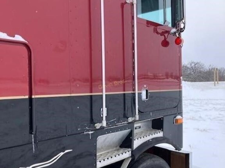 1983-marmon-110p-cab-over-engine-semi-truck-image-10