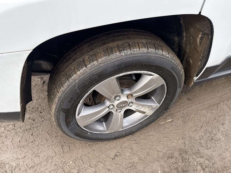 2016-jeep-patriot-image-16