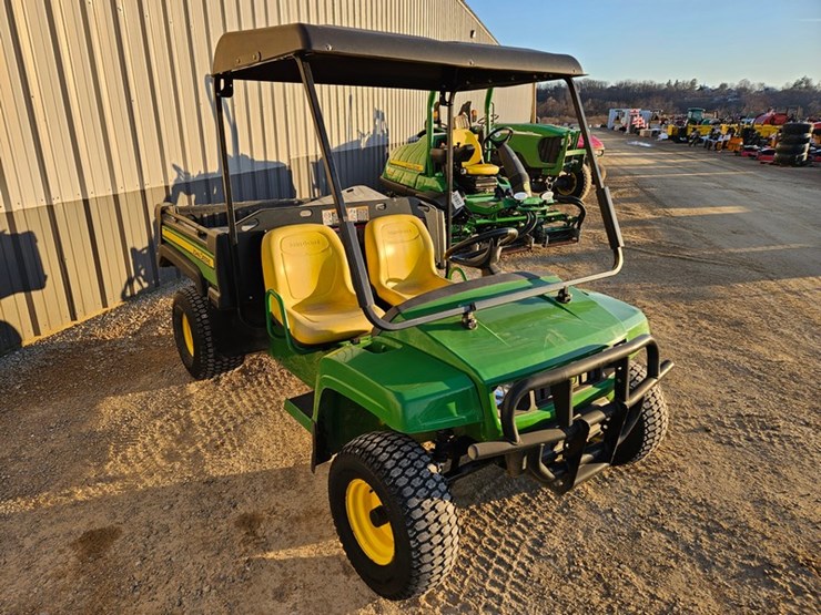 john-deere-gator-image-7