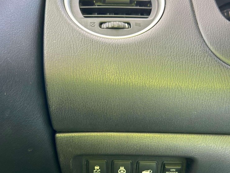 2013-nissan-pathfinder-image-17