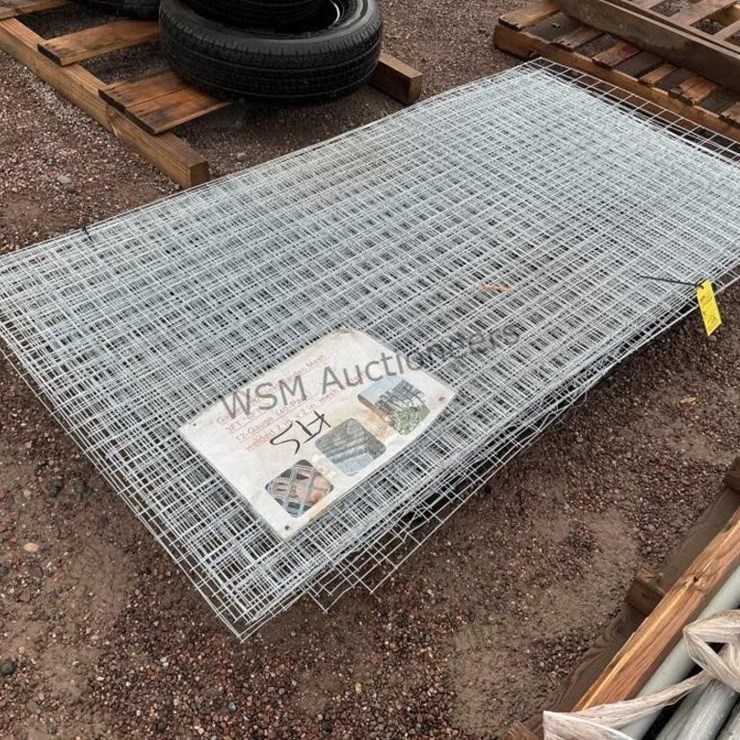 STACK OF 3FT X 6FT 12 GAUGE STEEL MESH