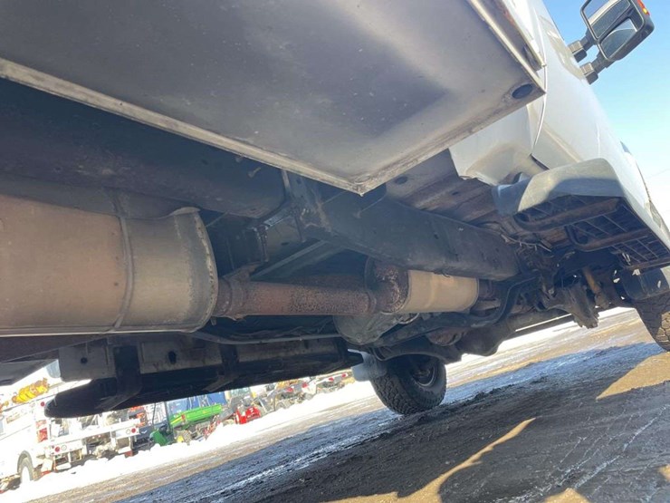 2015-ford-f350-image-25