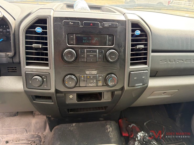 2017-ford-f250-xl-image-14