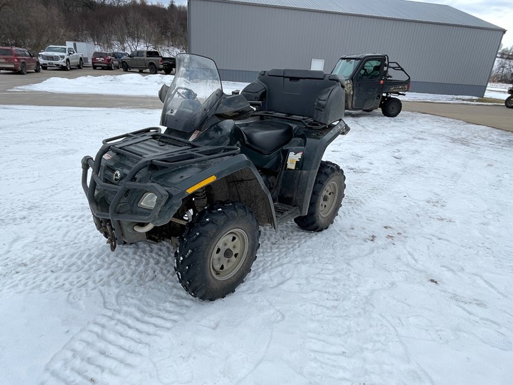 #7588-•-2006-bombardier-outlander-xt-atv-(has-registration-card)-image-1