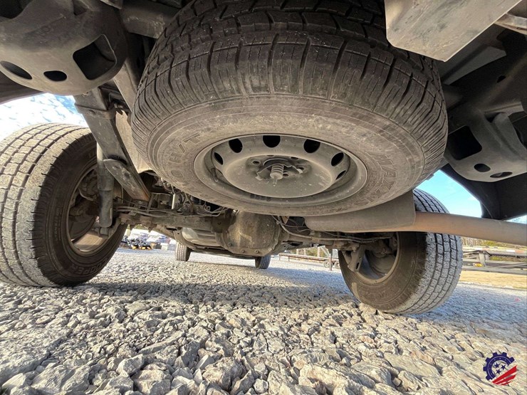 2019-ford-f150-xl-image-28