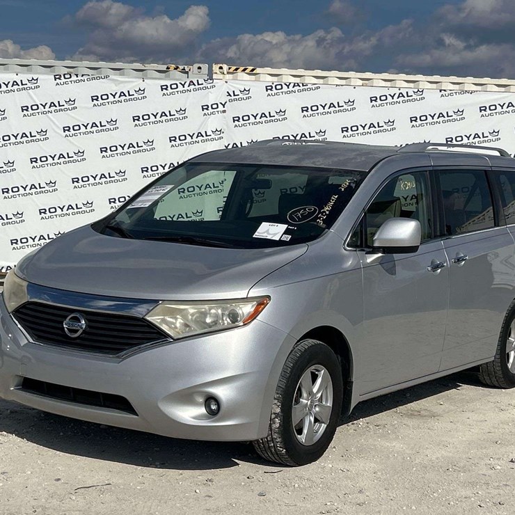 2014 NISSAN QUEST