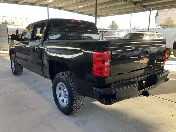 2018-chevrolet-silverado-1500-image-5