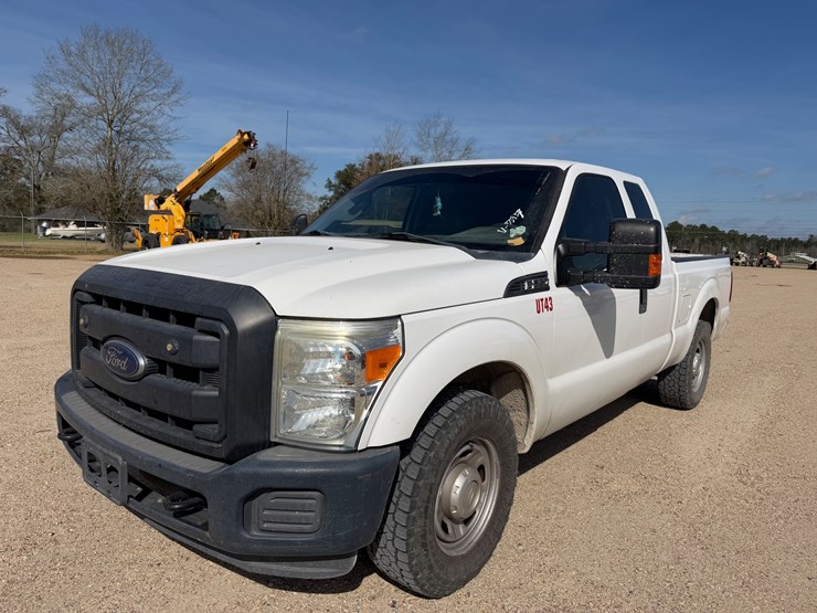 2015-ford-f250-image-1