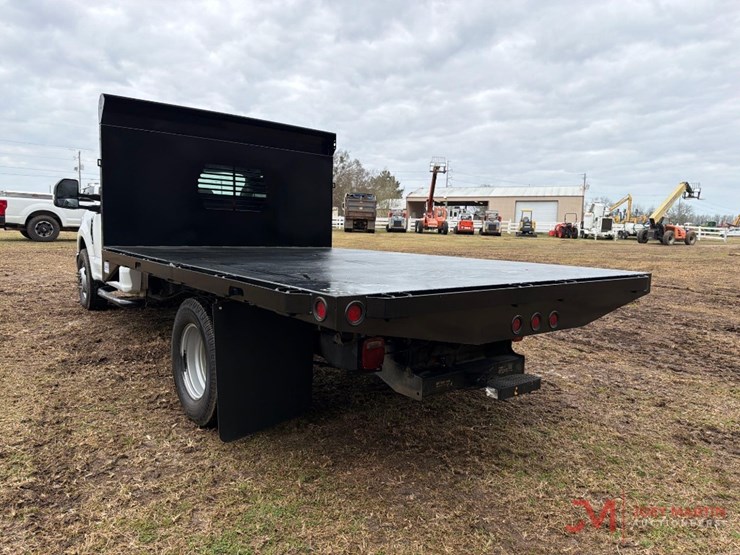 2019-ford-f350-xl-image-3